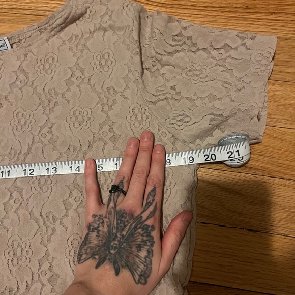 Stephanie Andrews boho mesh floral top - Picture 3 of 5